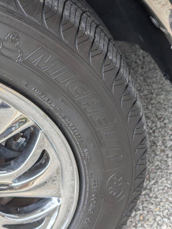 2005 Cadillac DeVille