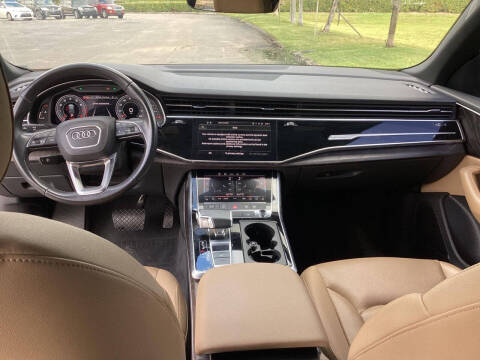 2021 Audi Q8 quattro Premium Plus 55 TFSI