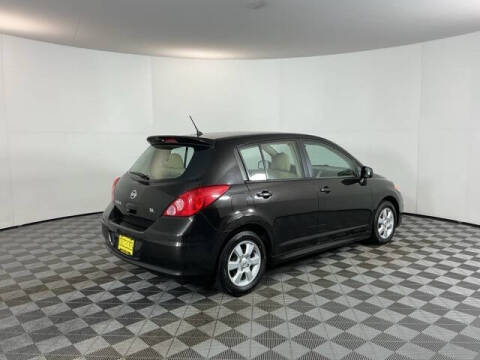 2011 Nissan Versa 1.8 SL