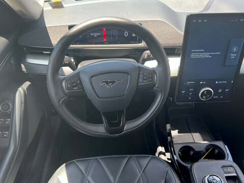 2021 Ford Mustang Mach-E Select
