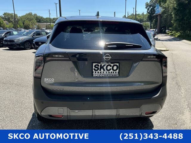 2025 Nissan Kicks SV