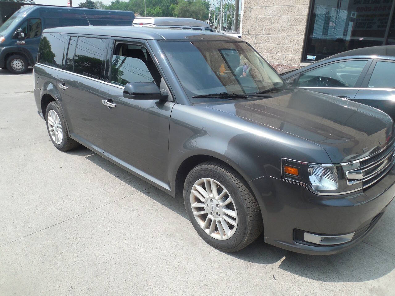 2018 Ford Flex for sale at VIP Motor Sales in Hazel Park, MI