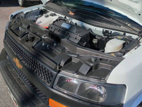 2025 Chevrolet Express 2500