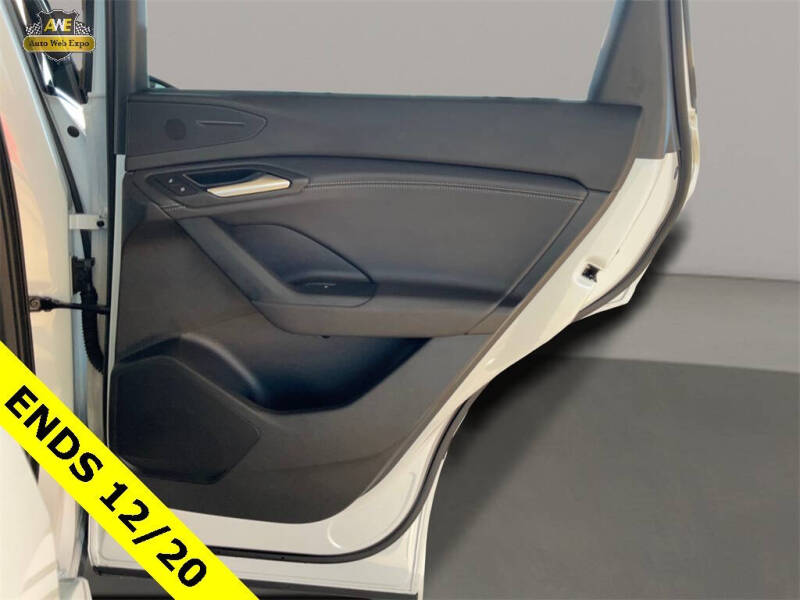 2025 Audi Q6 e-tron Premium