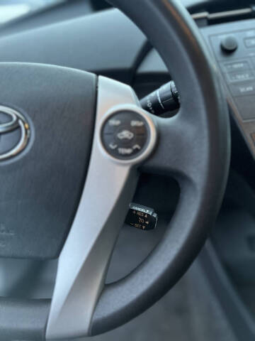 2011 Toyota Prius Two