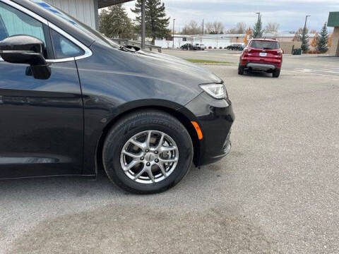 2022 Chrysler Pacifica Touring