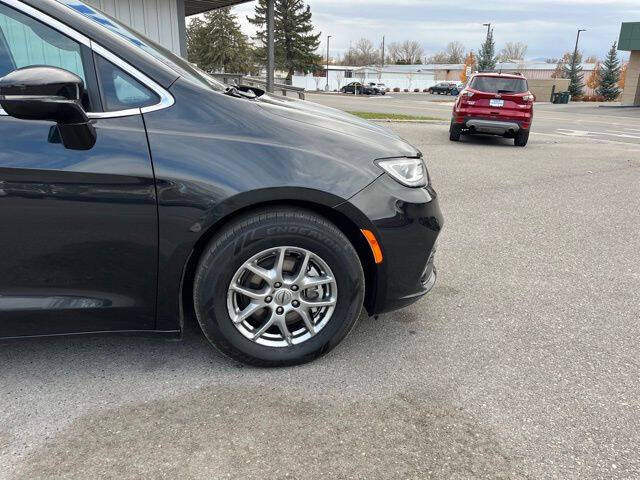 2022 Chrysler Pacifica Touring