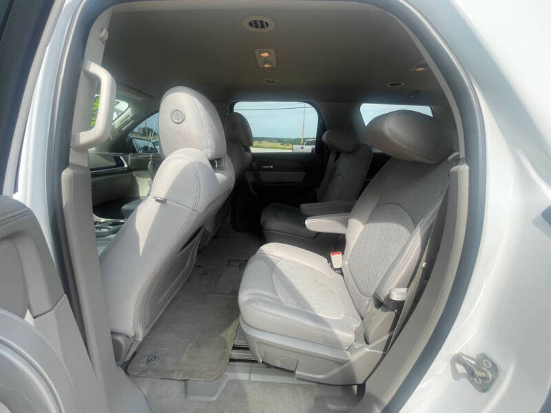 2016 GMC Acadia SLE-2