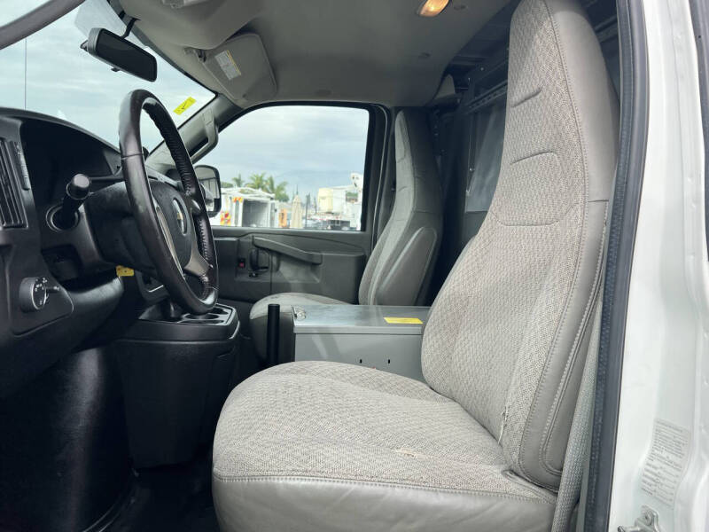 2016 Chevrolet Express 2500