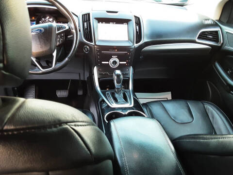 2017 Ford Edge Titanium