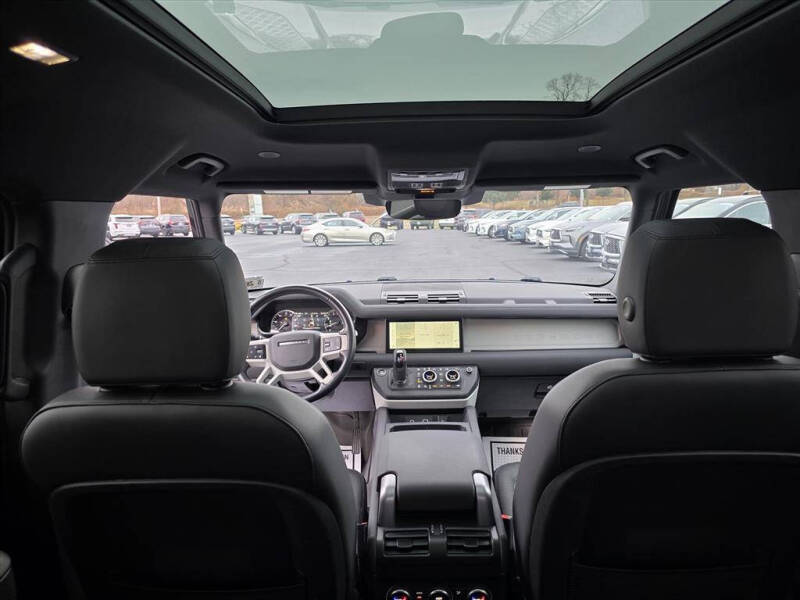 2023 Land Rover Defender 110 X-Dynamic SE