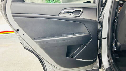 2023 Kia Sportage LX