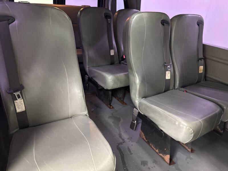 2013 Ford E-Series E-350 SD