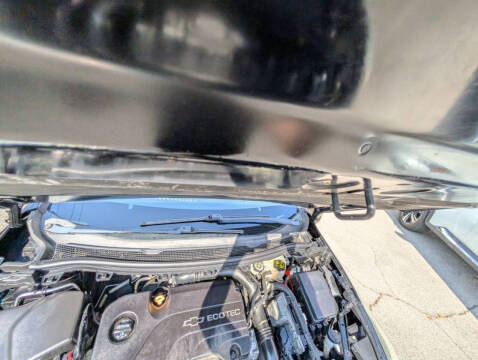 2017 Chevrolet Cruze LS Auto