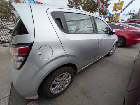 2020 Chevrolet Sonic LT