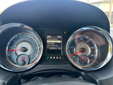 2015 Chrysler Town and Country Touring-L