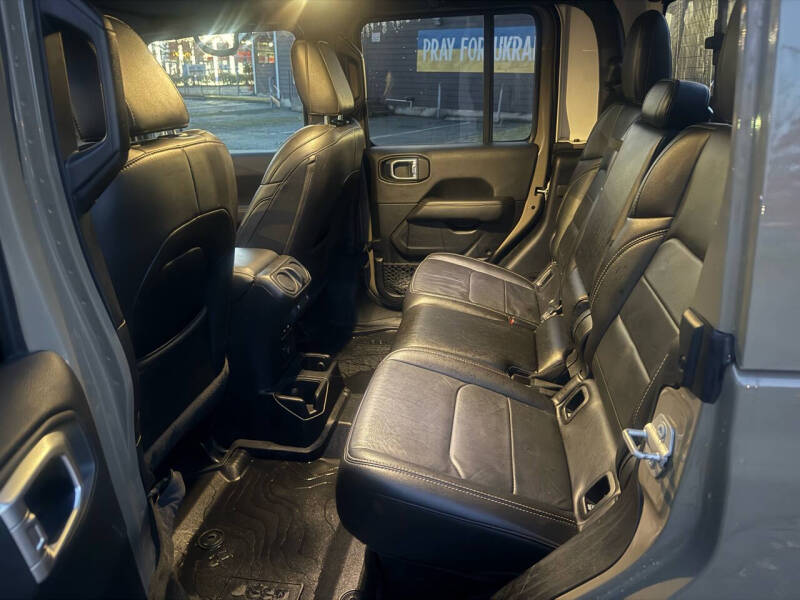 2020 Jeep Gladiator Overland