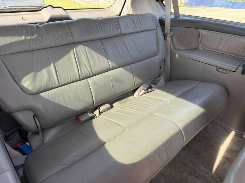 2004 Honda Odyssey EX-L w/DVD