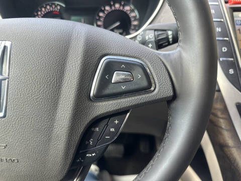 2017 Lincoln MKX Select