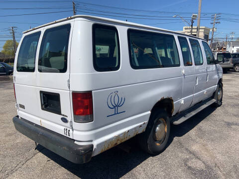 2003 Ford E-Series E-350 SD XL