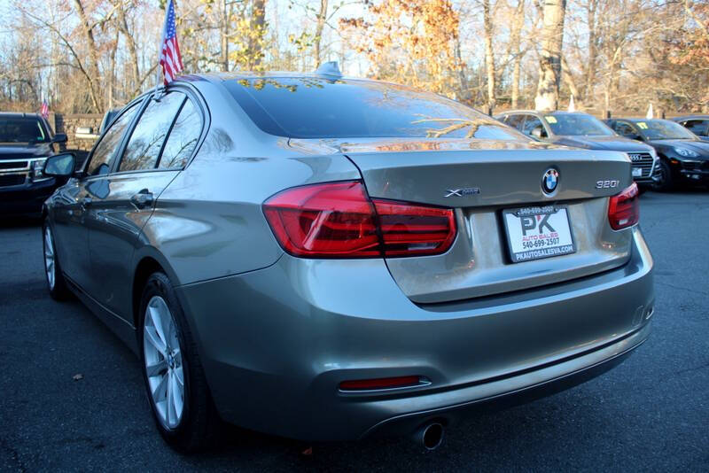 2018 BMW 3 Series 320i xDrive
