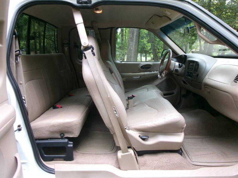 1999 Ford F-150 Lariat