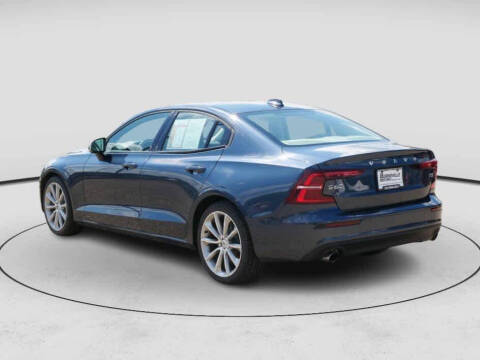 2021 Volvo S60 T5 Momentum