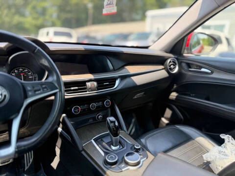 2018 Alfa Romeo Stelvio Ti Lusso