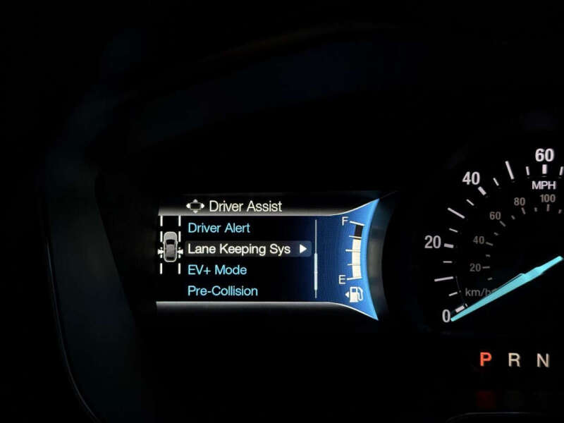 2017 Ford Fusion Hybrid SE