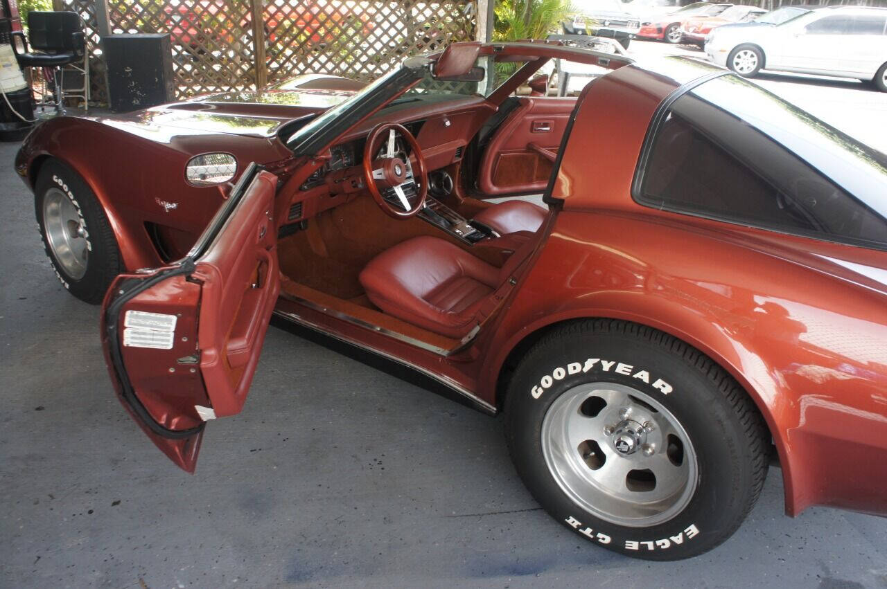 1978 Chevrolet Corvette 23