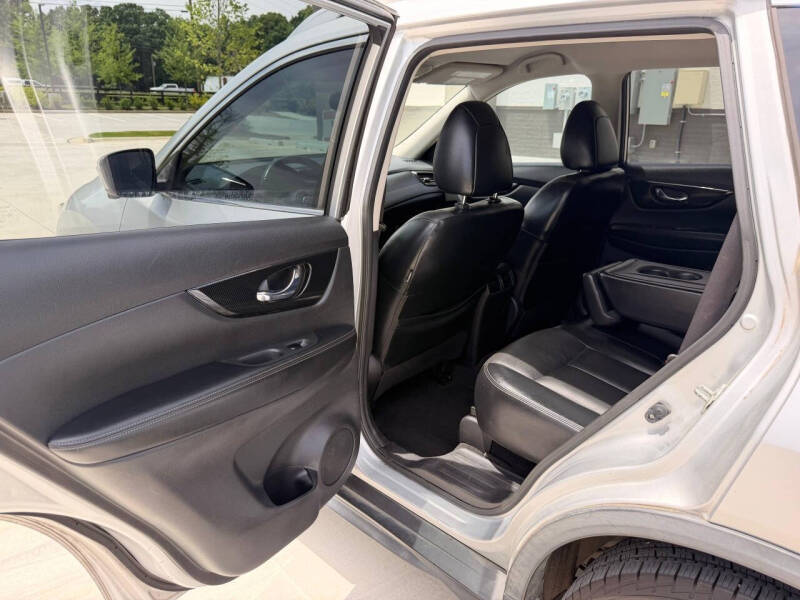 2017 Nissan Rogue SL