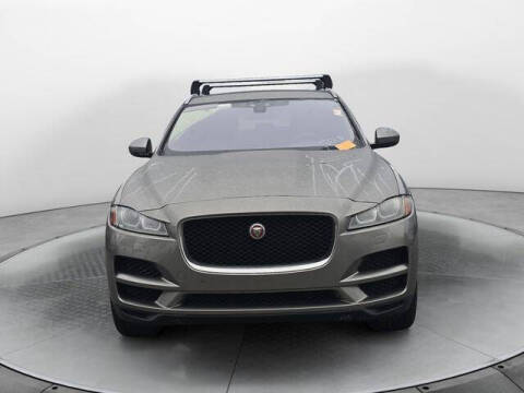 2018 Jaguar F-PACE 25t Premium