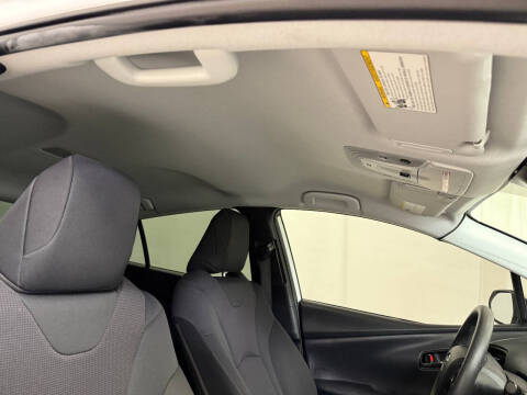 2019 Toyota Prius L Eco