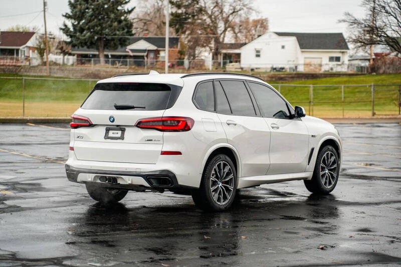 2022 BMW X5 xDrive45e