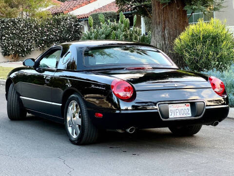 2002 Ford Thunderbird Deluxe