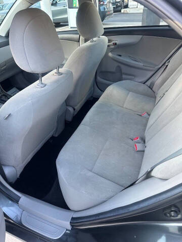 2013 Toyota Corolla L