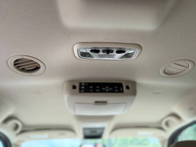 2005 Mercury Monterey Luxury
