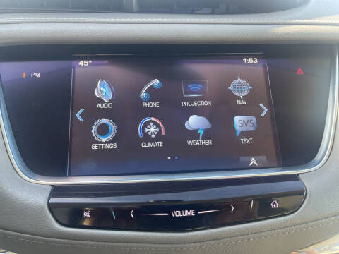 2017 Cadillac XT5 Luxury