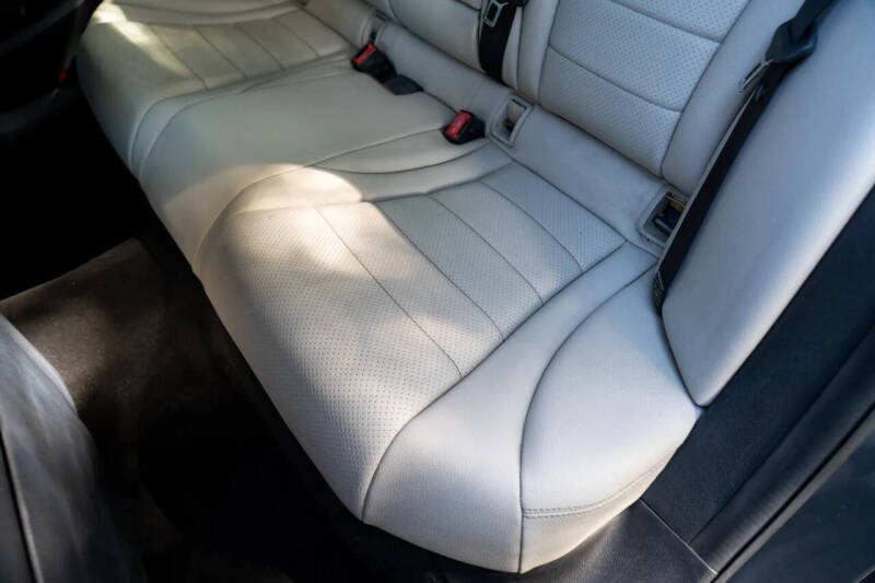 2015 Mercedes-Benz C-Class C 300