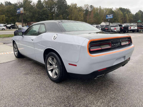 2016 Dodge Challenger SXT