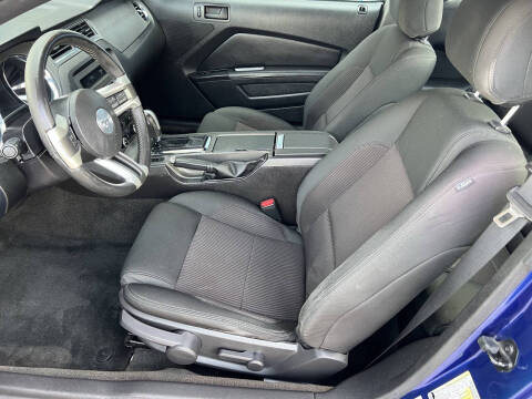 2013 Ford Mustang V6