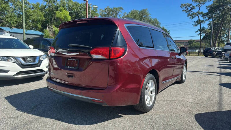 2017 Chrysler Pacifica