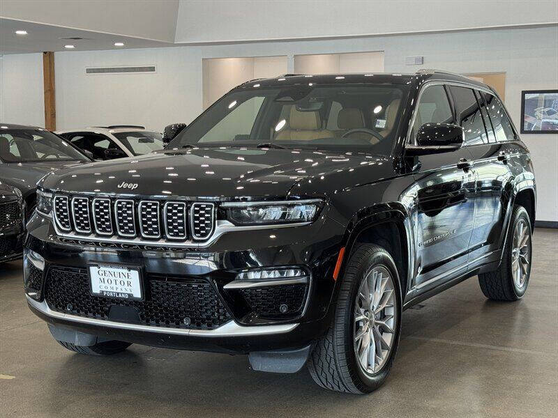 2023 Jeep Grand Cherokee Summit