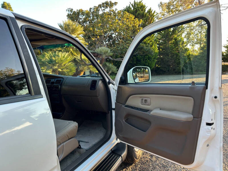 2002 Toyota 4Runner SR5
