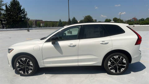 2026 Volvo XC60 T8 Plus