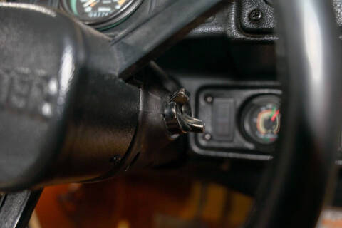 1998 AM General Hummer Hard Top