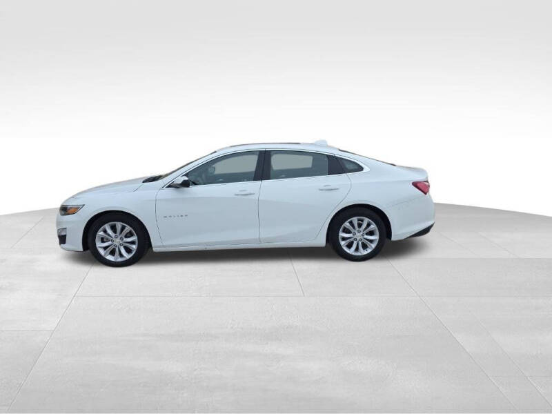 Used 2022 Chevrolet Malibu 1LT with VIN 1G1ZD5STXNF158861 for sale in Maysville, KY