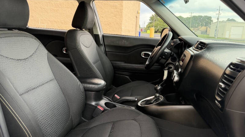 2015 Kia Soul +