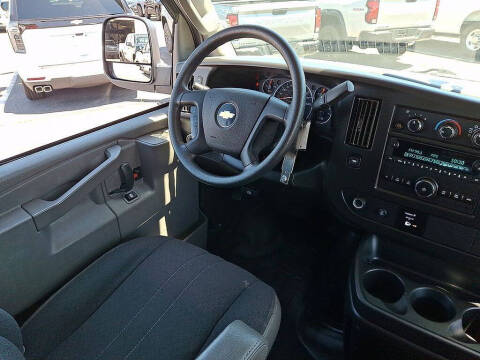 2024 Chevrolet Express 2500