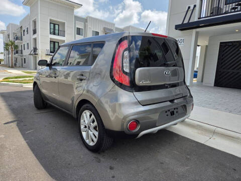 2019 Kia Soul +